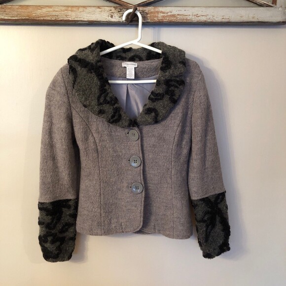 SOFT SURROUNDINGS XS GREY WOOL 3 BUTTON JACKET WITH PATTERNED COLLAR AND CUFFS - Picture 2 of 9